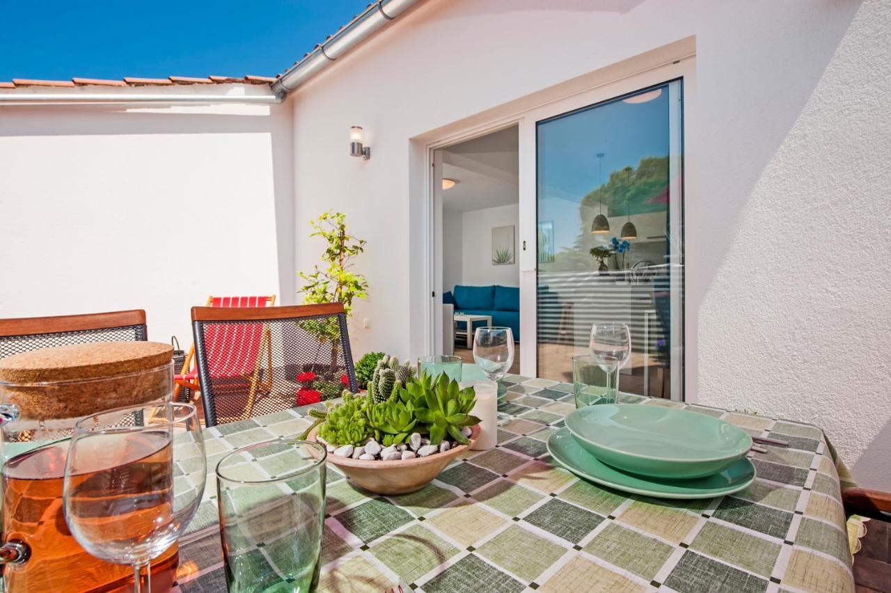 Little House - Just Few Steps From The City Center Villa Rovinj Bagian luar foto